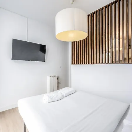Pequeno Apartamento Reformado En Tirso De Molina Alquiler Temporal Madri Exterior foto