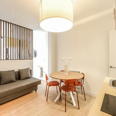 Pequeno Apartamento Reformado En Tirso De Molina Alquiler Temporal Madri Exterior foto